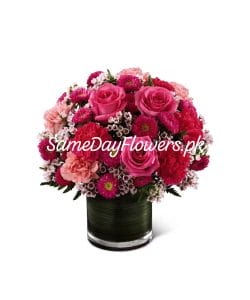 Mom Flowers Delivery Faisalabad - SameDayFlowers.pk