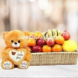 Fruit Basket Gifts Delivery Pakistan - SameDayFlowers.pk