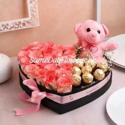 Flowers Gift for Mom Lahore - SameDayFlowers.pk