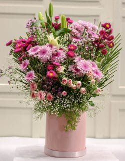Newborn Flowers Delivery - SameDayFlowers.pk