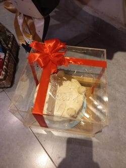 Acrylic Box Valentine Cake - Same Day Flowers