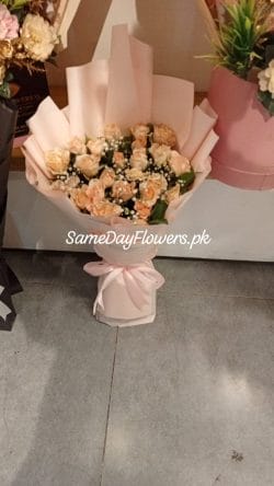 Roses Bouquet for Mother's Day Karachi - SameDayFlowers.pk