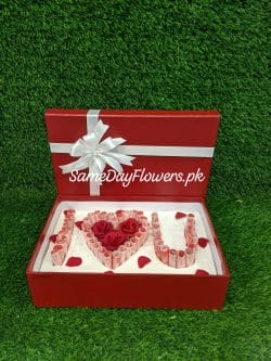 Flowers and Money Gift Lahore - SameDayFlowers.pk
